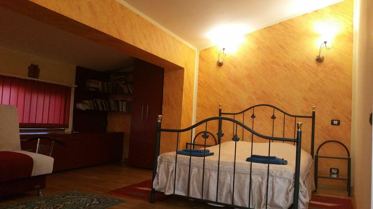 Cristalex Villaverde Bucharest Pantelimon Экстерьер фото